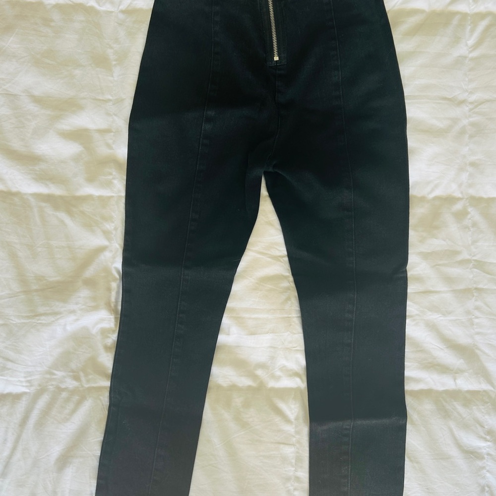 🛍️Women’s BDG High Rise, Skinny, Black Jeans, Size 25 with Back Zipper🛍️